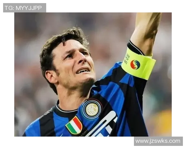 足球场上的英雄不止于技术 人品同样决定球星的伟大与荣耀 足球场上的英雄不止于技术 人品同样决定球星的伟大与荣耀