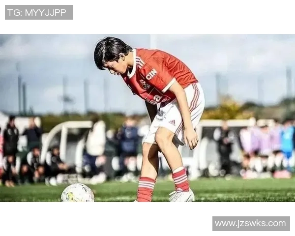 足球过人技巧最强球员排名:历史经典与当代天才的较量